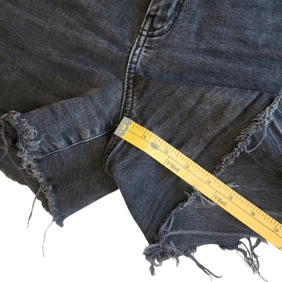 Calvin Klein Jeans High Rise Distressed Hem Shorts - Picture 11 of 11